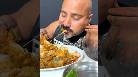 Desi matka chicken challenge….😍❤️🍗 #chickenlegpiece #archana #mukbang #indianfood #foodie #shorts