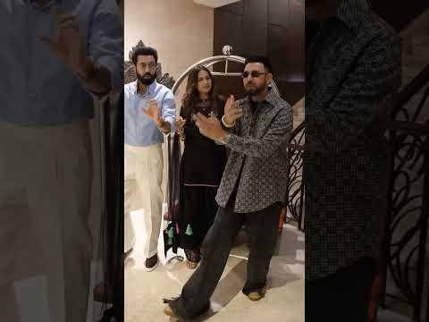 Sargun Mehta and Gippy Grewal | New Punjabi Songs #sargunmehta #gippygrewal #punjabisong #shorts