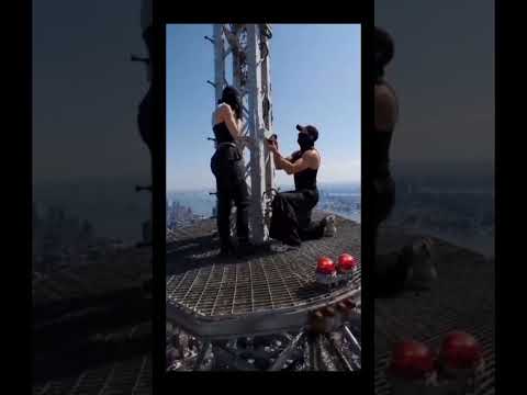 Viral proposal at Empire State building Newyork👩❤️👨 #viral #viralvideo#newyork#couple #proposal