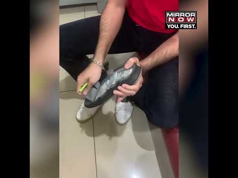 Passengers Try To Smuggle Foreign Currency In Shoes At Mumbai Airport #CurrencySmuggling  #shorts