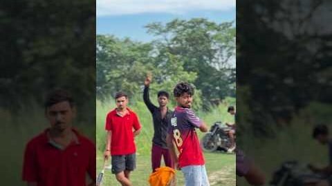 Cricket funny moments 🤣🏏💯#desi #cricket #comdeyclub #funnycricket #virat reactions #comdeymemes