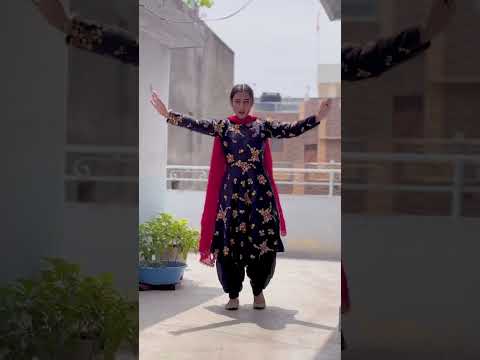 subscribe❤️ #viral #dance #gidhasteps #bhangra #punjabisong #love #ytshorts #trending #desi