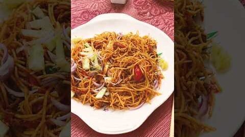 #Desi Chowmein Recipe#Spicy Desi Chowmein Recipe #Chowmein Recipes #Shorts#