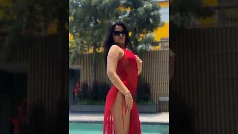 Paani Paani | Badshah x Jacqueline Fernandez x Aastha Gill | Punjabi Song #paanipaani #swimmingpool