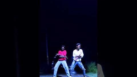 Hamar patari kamariya badi lachak daar ho #dance #dancerlife #bhojpuri #desinach #desi #desiviilage