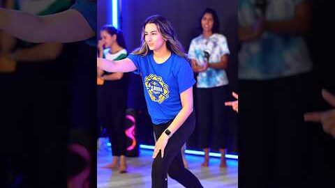 Best Girl Bhangra to Viral Song Jee Ni Lagda #bhangraempire #jeenilagda #karanaujla