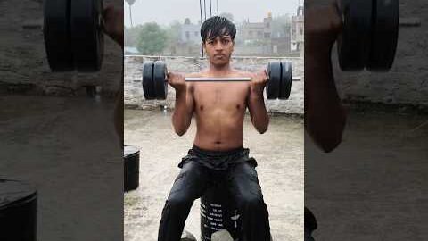 #🥺aaj rain me hi video banana pra 🏋️💪#desi #gym #workout