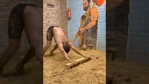Desi मेहनत 💪🥵