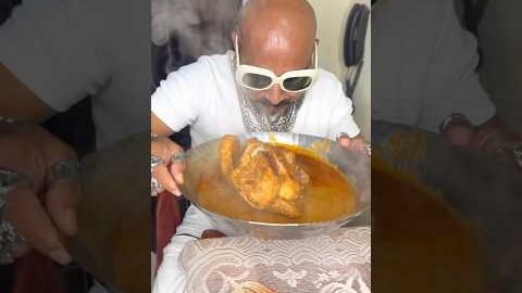 Desi aur boiler murgi…😍❤️🍗 #chickenlegpiece #ulhaskamthe #foodchallenge #indianfood #food #shorts