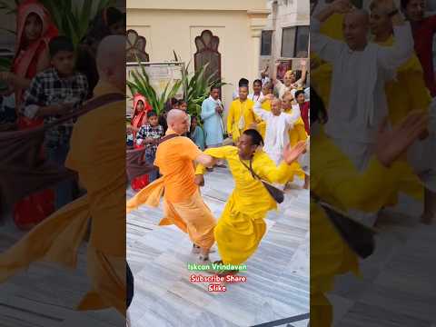 iskcon Vrindavan darshan HareKrishna kirtan #iskcon #vrindavan #darshan #kirtan #shorts #viral #ram