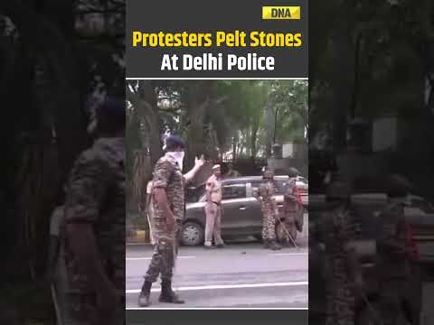 CJP Protest: Protesters Pelt Stones At Delhi Police On Feroz Shah Road CJP Vs BJP | Jantar Mantar