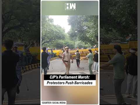 #Shorts | CJP’s Parliament March: Protestors Push Barricades | Cockroach Janata Party | Dipke | BJP