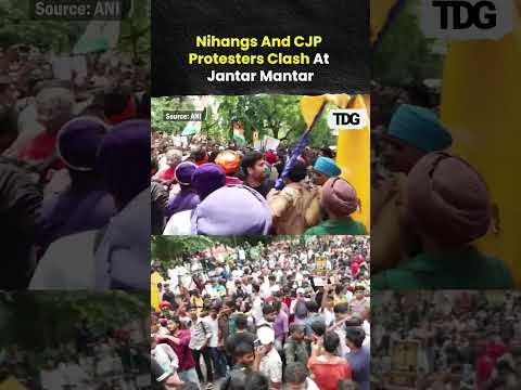 Nihangs And CJP Protesters Clash At Jantar Mantar | Delhi Protest Turns Tense