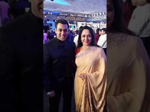 सलमान खान हेमा मालिनी को अपनी सगी मां क्यों मानते हैं? बड़ी वजह आई सामने! #SalmanKhan #Bollywood