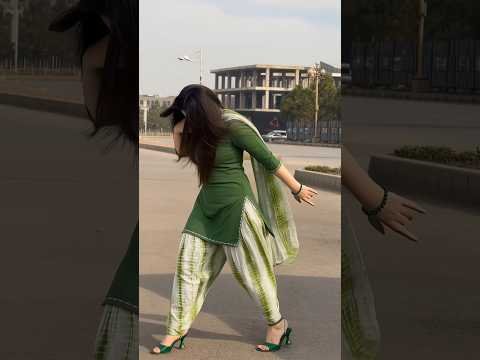 Elegant Green Outfit 💚 Street Style Fashion Walk | Desi Fashion Vibes 🇬🇧 #Shorts #youtubeshorts