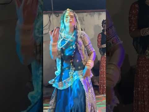 ग़ज़ब का डांस 😱 #viralvideo #shortvideos #dance #rajasthani #youtubeshorts #desi #shorts #viral