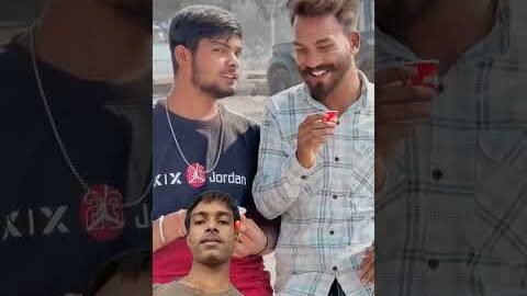 Nikal 🤔🤏🛩️gai hawabazie || Desi Desi ft. Raju panjabi || #youtubeshorts​ #foryou​ #tiktok​.🥰😈🛩️