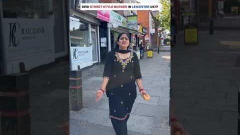 Desi street style burger in Leicester, UK 🤩🇬🇧 | #london #trending #shots