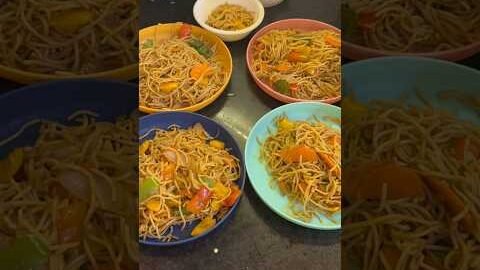 Desi style mein chowmin #food #cooking #recipe