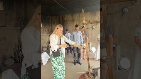 राजस्थान की मनवार ✨💕#shorts #ytshorts #reels #desi #desilifestyle #food #milk #america #foreigners