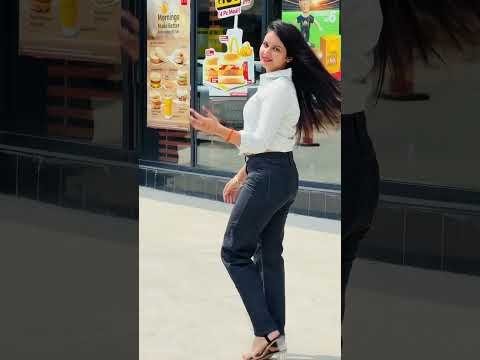 Pistol Balam Ki 🔫💕😅 || Hanssika #haryanvisong #love #youtube #viral #punjabisong #song #reels #ai
