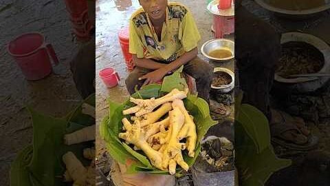 Jharkhandi Adivasi Style Desi Chicken Panja Recipe #chickencurry #streetfood #shorts #chickenfeet