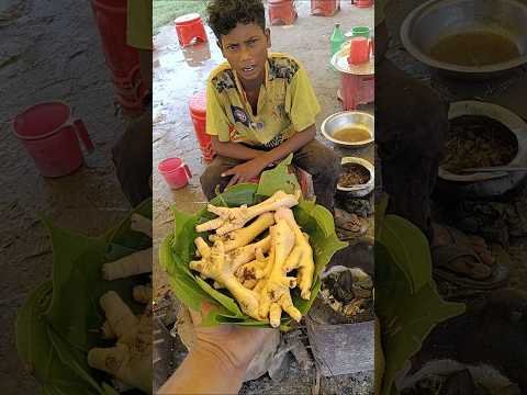 Jharkhandi Adivasi Style Desi Chicken Panja Recipe #chickencurry #streetfood #shorts #chickenfeet