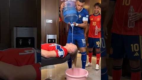 #football#comedy#funny#trending#viral#funnyvideos#memes#shortvideo#Dance#music#foryou#fyp#viral#xoxx