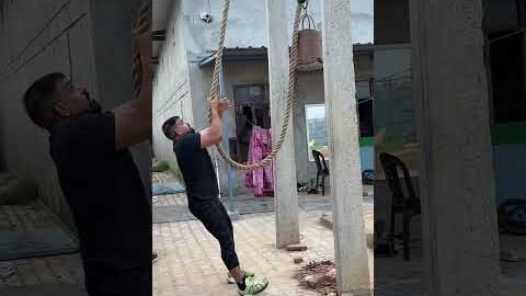 Desi chora #desi mehnat #powerful #Kushti 🤼♂️🤼♂️🥛🥛💪🏻💪🏻