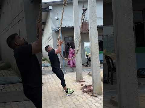 Desi chora #desi mehnat #powerful #Kushti 🤼‍♂️🤼‍♂️🥛🥛💪🏻💪🏻