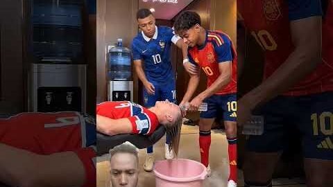 #football#comedy#funny#trending#viral#funnyvideos#memes#shortvideo#Dance#music#foryou#fyp#viral#xoxx
