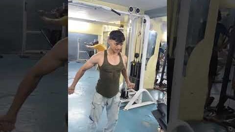 chest workout #motivation #hardworkworks #youtubeshorts #fitneess #chest #gym #shorts #chest #desi