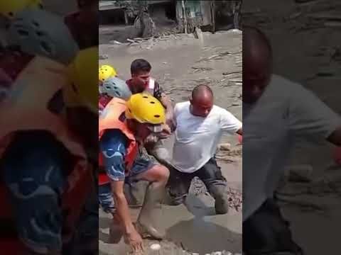 Mudslide sweeps through Nepal-China border crossing