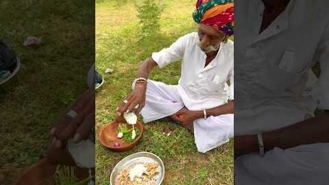 देसी दही और रोटी का नाश्ता 😍 #desi #villagelife #rajasthani #culture #food #subscribe