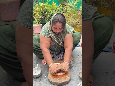 Asli desi khana to yhi hai #desifood #shorts #chulakeroti #minivlog