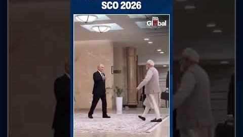 PM Modi Meets Putin, Shares Warm Hug, Says Ukraine Hostilities Must End | India-Russia Ties