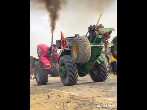 mahindra vs John Deere tractor tug of war💪💪 #viral like and subscribe👍👍👍