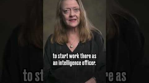 How are spies recruited into MI5?