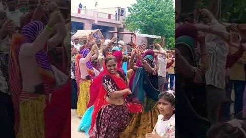 मथुरा डांस गुजरी का आनंद 🤩🤩#desi dance#marvadi #Gujaridance#rajasthan#viral #trending #shorts #song