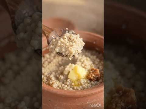 देसी बाजरे का स्वादिष्ट खिसड़ो 😋🌾 | गाँव का देसी स्वाद#desi swad #rajsthani marwad