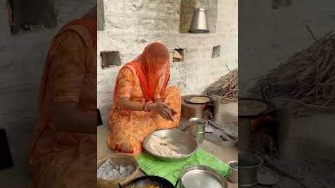 देसी ककड़ी की सब्जी😍 #desi #village #food #youtubeshorts