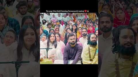 Virat Kohli Anushka Sharma in Vrindavan: Premanand Maharaj से आशीर्वाद लेने पहुंचे Virushka #Shorts