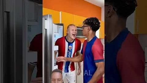 #football#comedy#funny#trending#viral#funnyvideos#memes#shortvideo#Dance#music#foryou#fyp#viral#xoxx