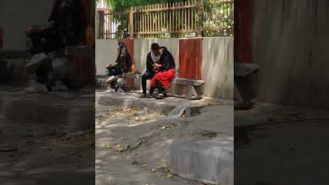 tumhe u he chahege || #viral #video #enjoy #masti #cuple #kiss #public #romantic #news #up #yt #oyo