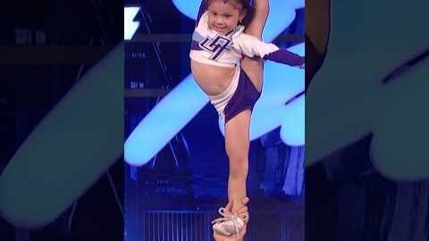This Little Girl Had NO BUSINESS Being This Good! 😱 #agt