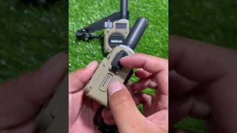 5000KM distance walkie-talkie,you can talk in real time