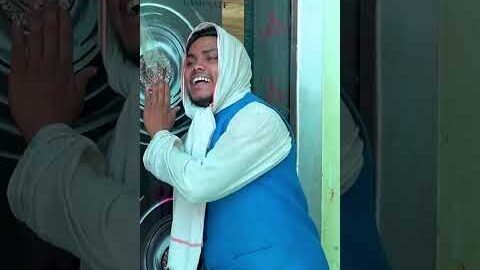 रंगे हाथ पकड़े गए anshika Umesh Nishad #youtubeshorts #youtube #desi video #comedy #short