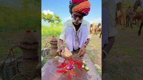 लाल मिर्च की चटनी 😍 #desi #chatni #village #rajasthan #khana #food #shorts