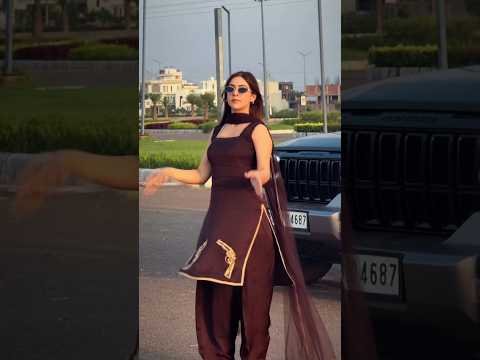 Kaur Sabrina/Bell Bottom/Baani Sandhu/Latest Punjabi songs 2026/New Punjabi Song 2026#india#song