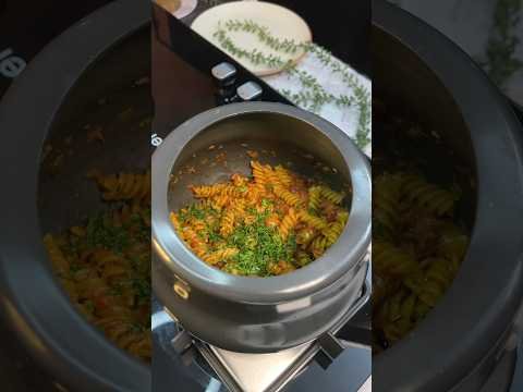 COOKER Vaala Desi PASTA🤩😋 #shorts #pastarecipe #pasta #pastalover #pastarecipes #snacks #food